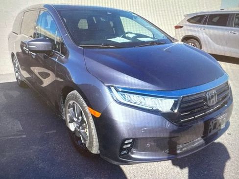 Used 2023 Honda Odyssey Elite image 16
