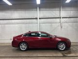 Used 2017 Chevrolet Malibu LT image 2
