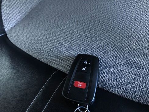 Certified 2022 Toyota Corolla XSE image 32