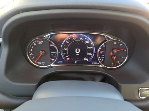 Used 2023 GMC Acadia Denali w/ Denali Ultimate Package image 16