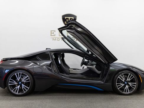 Used 2016 BMW i8 AWD/4WD image 20