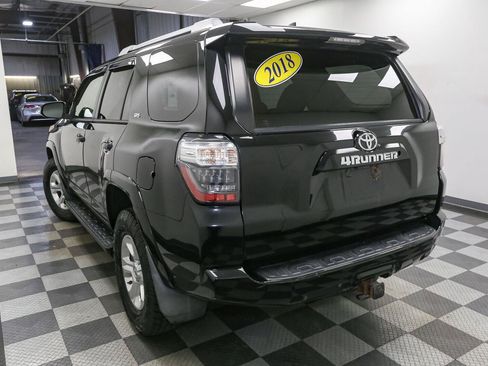 Used 2018 Toyota 4Runner SR5 Premium AWD/4WD image 10