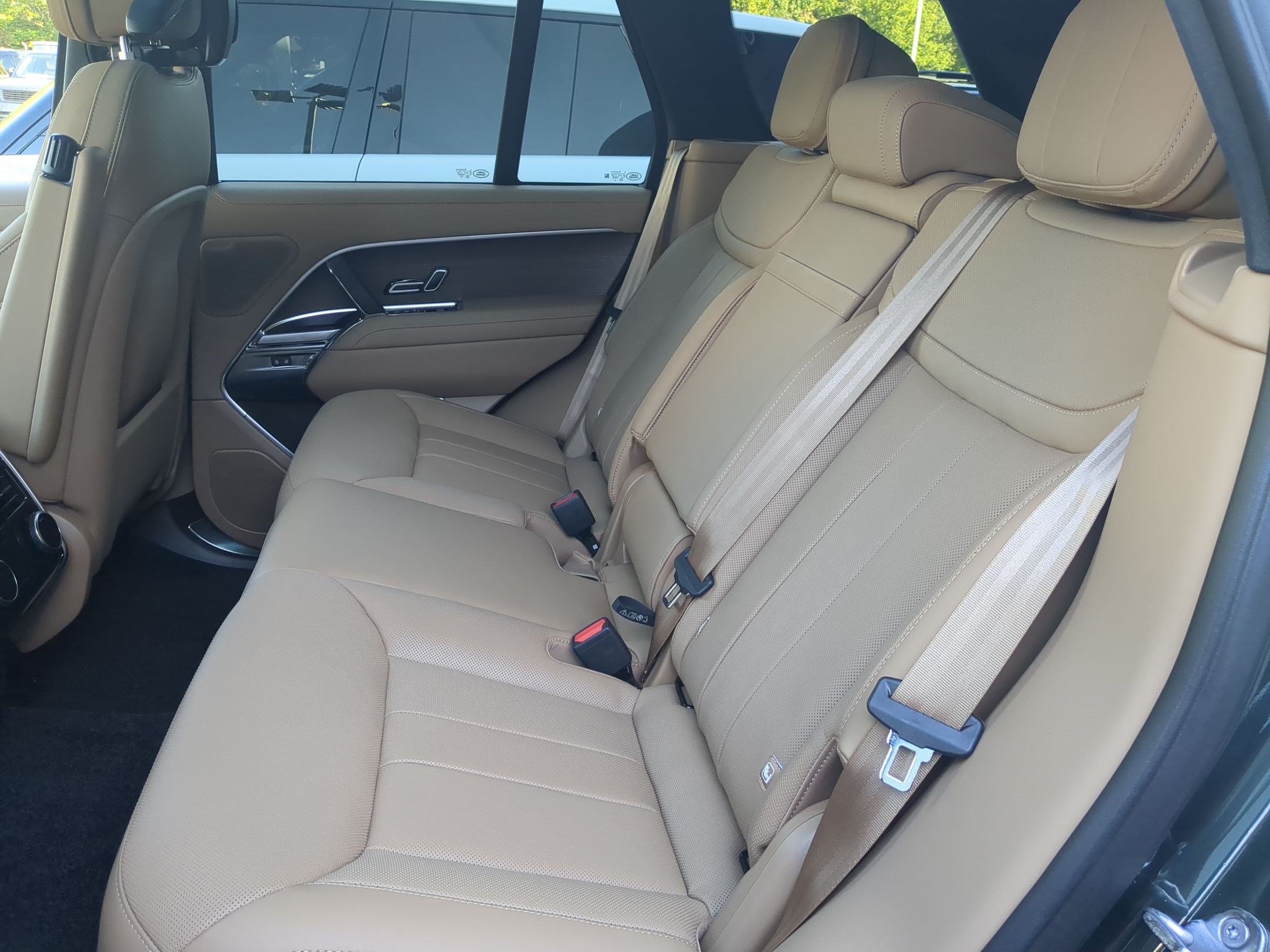 New 2027 Land Rover Range Rover SE AWD/4WD image 28