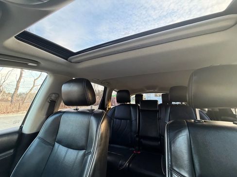 Used 2019 INFINITI QX60 Luxe w/ Essential Package image 27