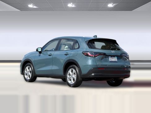 Certified 2024 Honda HR-V LX image 3