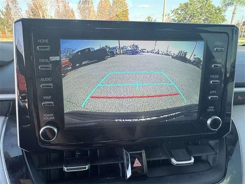 Used 2020 Toyota Corolla SE image 21