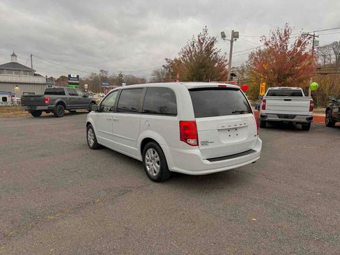 Used 2016 Dodge Grand Caravan SE w/ Quick Order Package 29E SE image 5