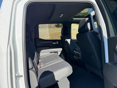 Used 2024 GMC Sierra 1500 SLT w/ SLT Premium Package image 9