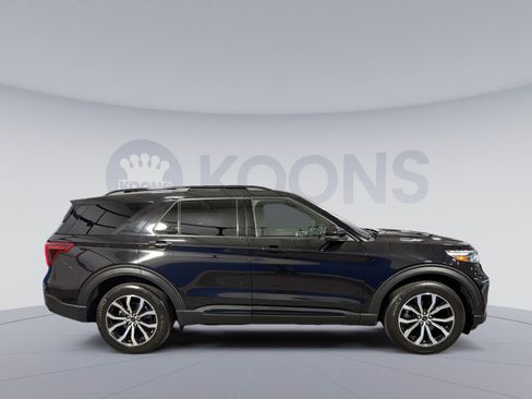 Used 2020 Ford Explorer ST w/ Premium Technology Package image 17