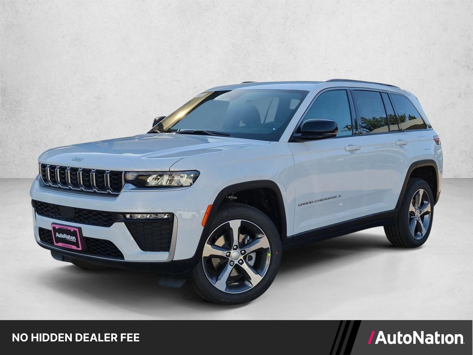 New 2026 Jeep Grand Cherokee Limited AWD/4WD image 1