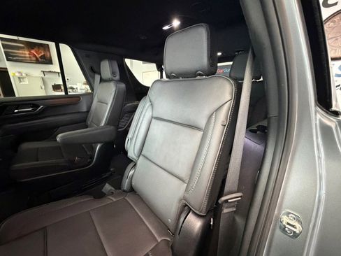 Used 2025 GMC Yukon Denali AWD/4WD image 45
