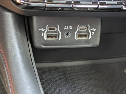 Used 2025 Dodge Durango GT w/ Blacktop Package RWD image 30