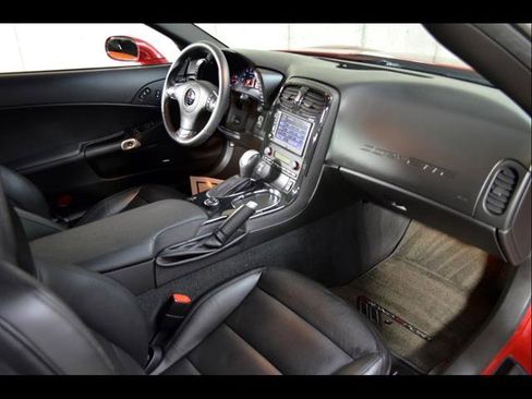 Used 2012 Chevrolet Corvette Grand Sport w/ 3LT Preferred Equipment Group image 22