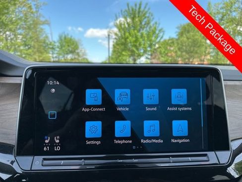 Used 2025 Volkswagen Atlas SE AWD/4WD image 10