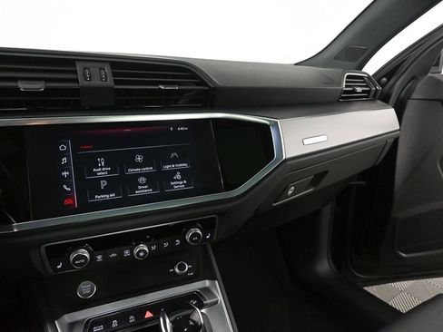 Used 2020 Audi Q3 2.0T Premium w/ Convenience Package image 13