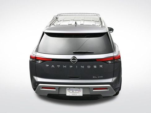 Used 2024 Nissan Pathfinder SL AWD/4WD image 19