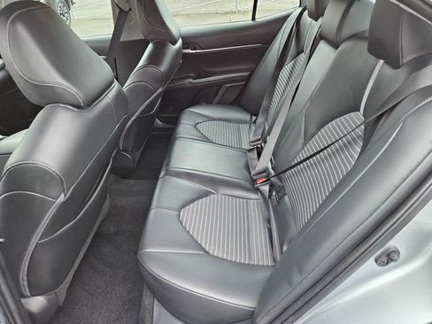 Used 2022 Toyota Camry SE FWD image 15