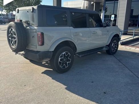 Used 2025 Ford Bronco Outer Banks AWD/4WD image 6