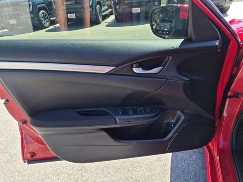 Used 2020 Honda Civic LX image 17