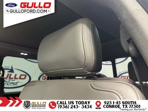 Used 2026 Ford F250 Platinum AWD/4WD image 18