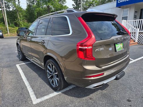 Used 2017 Volvo XC90 T6 Momentum w/ Vision Package AWD/4WD image 4