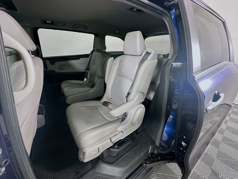 Used 2018 Honda Odyssey EX-L image 24