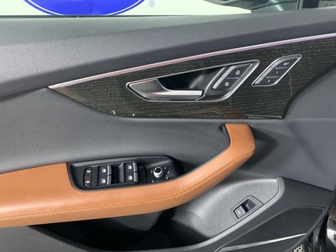 Used 2022 Audi Q7 3.0T Prestige image 14