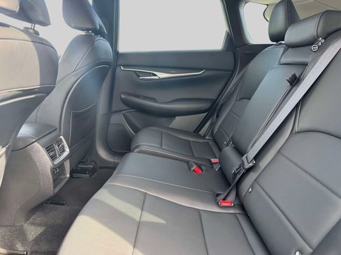 Used 2025 INFINITI QX50 Pure AWD/4WD image 11