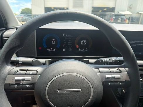 Used 2026 Hyundai Tucson SEL FWD image 12
