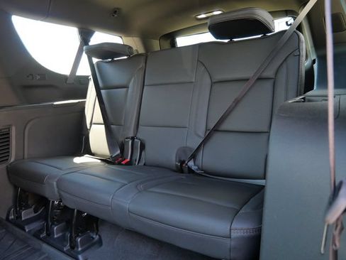 Used 2023 Chevrolet Suburban High Country AWD/4WD image 16
