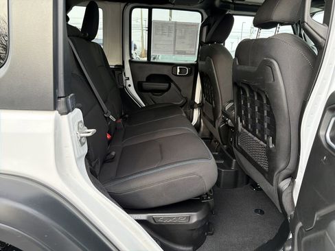 Used 2023 Jeep Wrangler Unlimited Rubicon 4xe w/ Cold Weather Group image 17