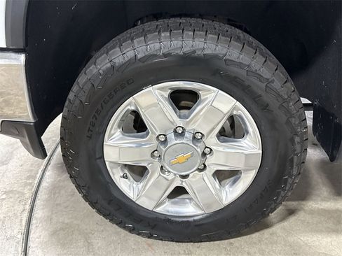 Used 2022 Chevrolet Silverado 2500 LTZ w/ LTZ Convenience Package image 25