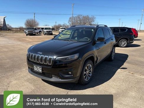 Used 2020 Jeep Cherokee Latitude Plus image 4