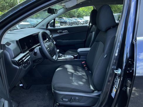 New 2026 Kia Sportage LX w/ LX Convenience Package AWD/4WD image 26