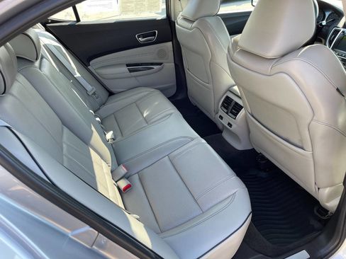 Used 2018 Acura TLX V6 w/Advance 4dr Sedan Package image 13