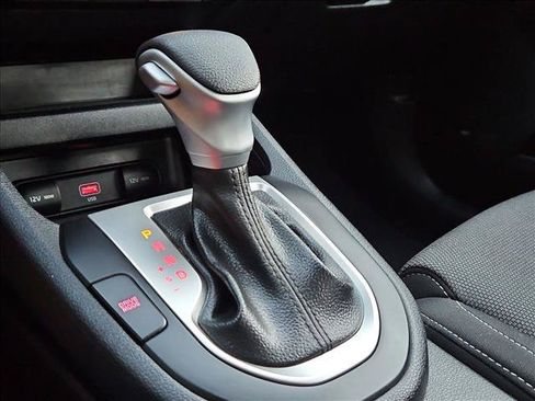 Used 2023 Kia Forte LXS FWD image 11