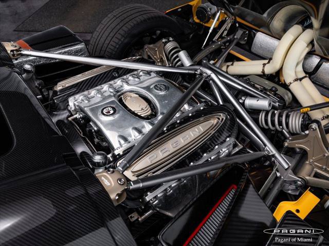 Used 2024 Pagani Utopia RWD image 39