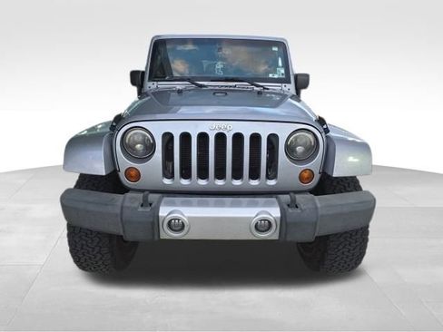Used 2013 Jeep Wrangler Unlimited Sahara w/ Connectivity Group image 5