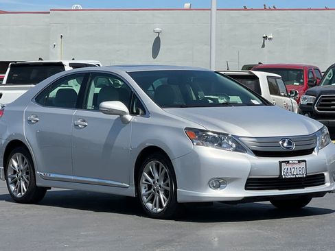 Used 2010 Lexus HS 250h w/ Touring Pkg FWD image 5