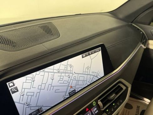 Used 2022 BMW X5 xDrive40i w/ M Sport Package AWD/4WD image 35