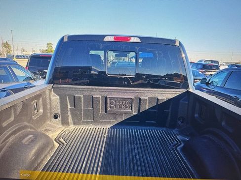 Used 2017 Ford F250 Platinum w/ Snow Plow Prep Package image 17