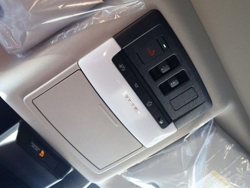 New 2026 Nissan Rogue Platinum w/ Platinum Premium Package image 19