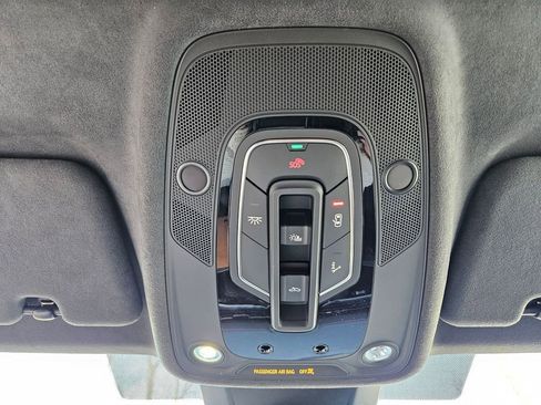 New 2026 Audi SQ8 Prestige image 18