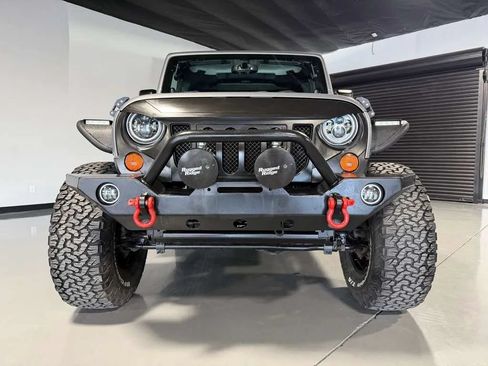Used 2013 Jeep Wrangler Unlimited Sport AWD/4WD image 2