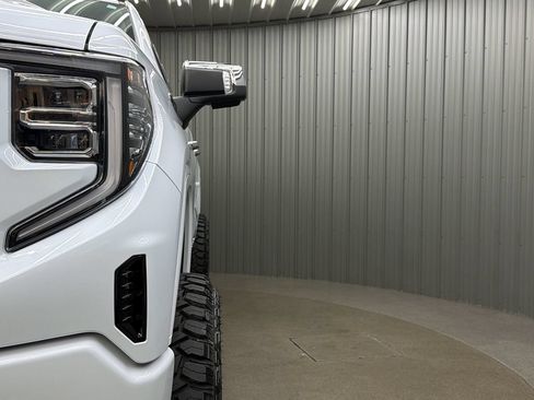 Used 2026 GMC Sierra 1500 Denali Ultimate AWD/4WD image 16