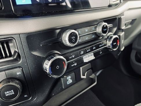 Used 2024 Ford F150 XLT image 29