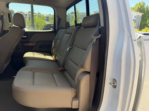 Used 2018 GMC Sierra 1500 SLT w/ Texas SLT Premium Package AWD/4WD image 8