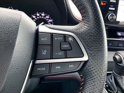 Certified 2022 Toyota Sienna XSE image 11