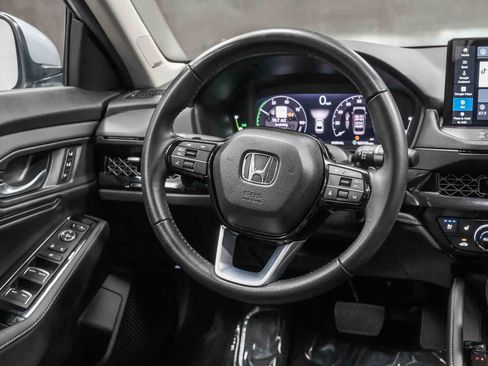 Used 2024 Honda Accord Touring image 19
