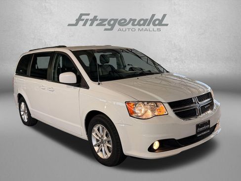 Used 2018 Dodge Grand Caravan SXT FWD image 1
